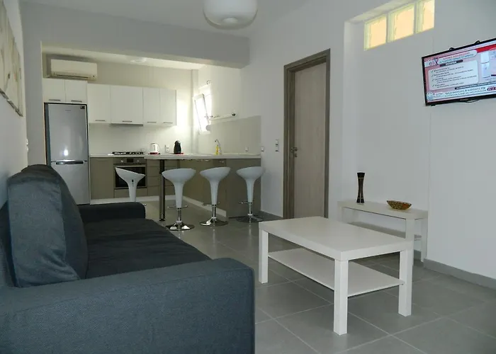 Apartman Kalithies Apartment *